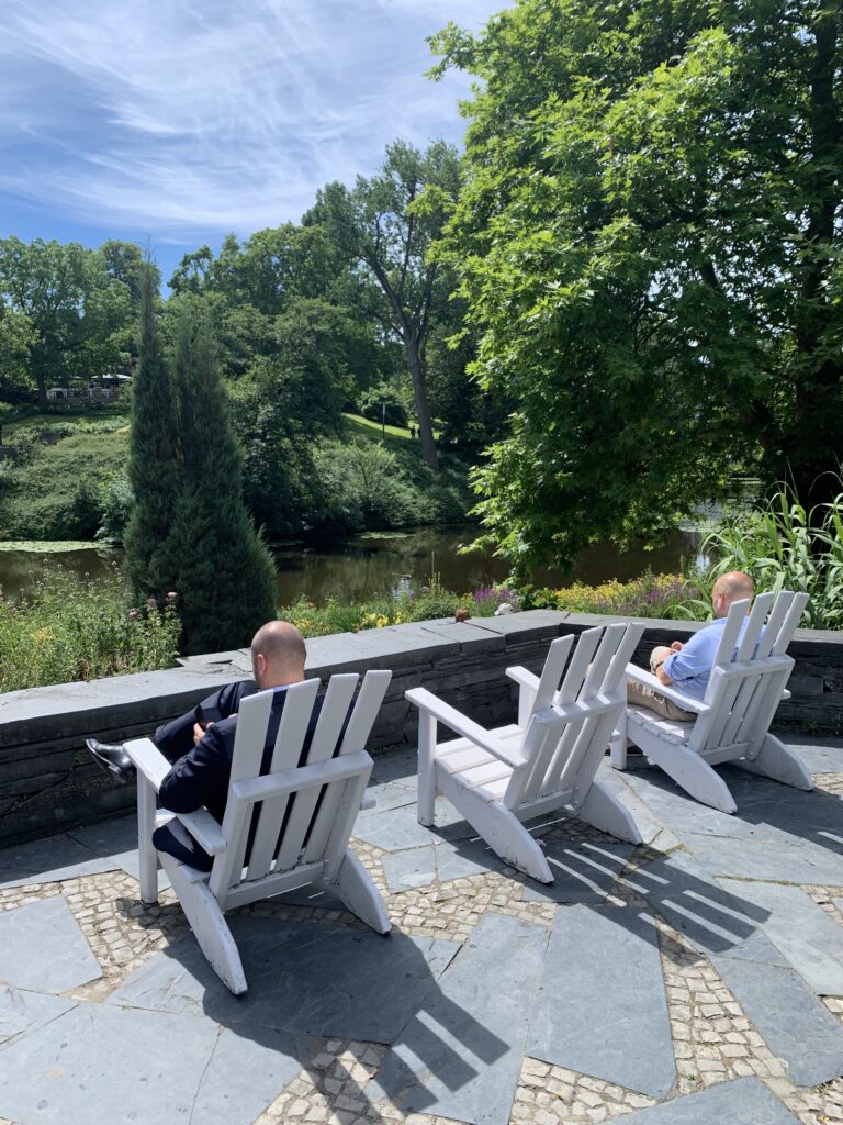 Høstferie på en benk i Tyskland
